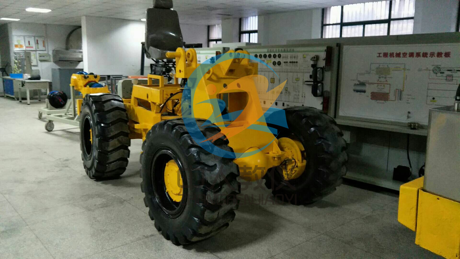 槽輪機構的實際應用實例圖解大全,調節機器周期性速度波動的方法(圖3)